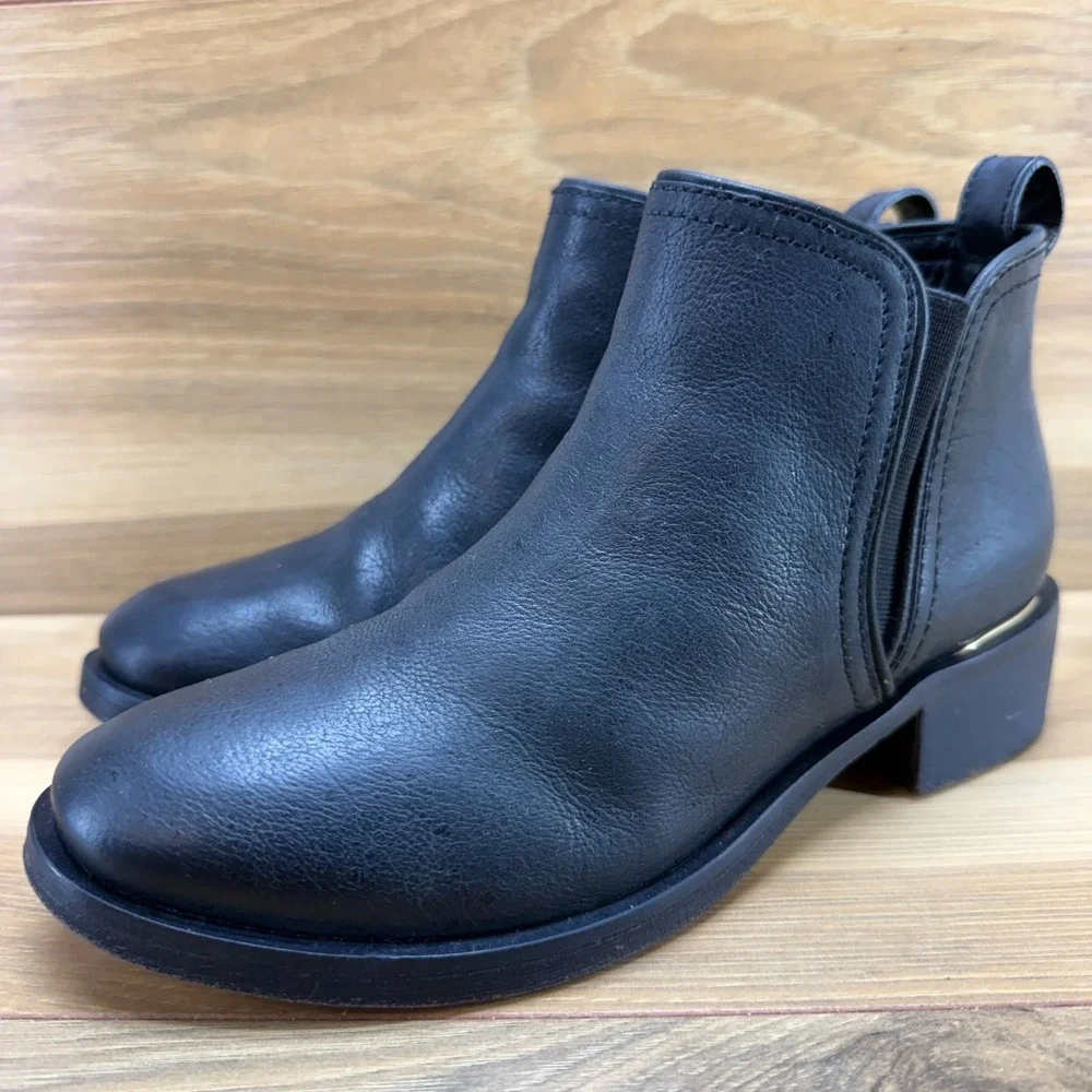 Tory Burch Chelsea Boot Womens 6 M Black Leather Stacked Heel Modern Casual